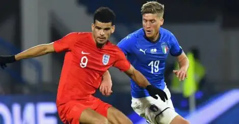 Liverpool man urges Solanke to leave Anfield amid transfer talk
